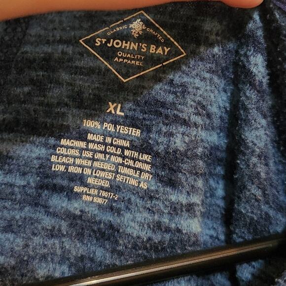 St. John's Bay Blue V-Neck Pullover Classic Long Sleeve T-Shirt Casual Size XL - Picture 3 of 5
